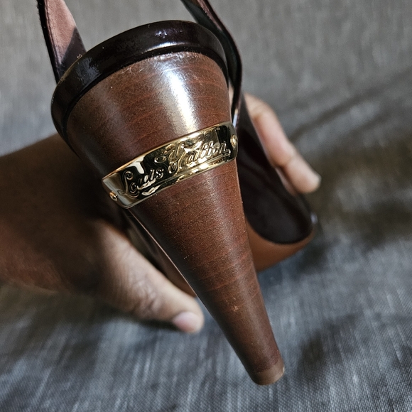 Louis vuitton Plum Patent Leather Metallic Gold Slingback Luxury Heels Size 6 US - Picture 3 of 16